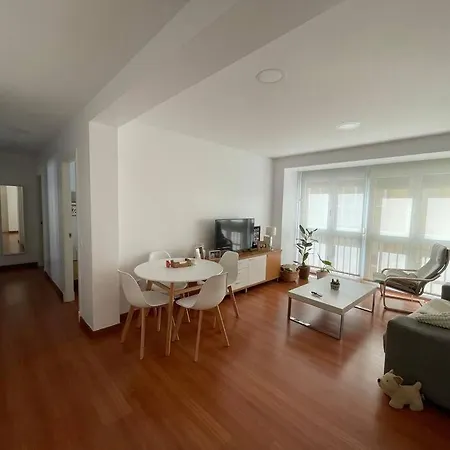 Apartment Lennon's House! 500m To The Beach