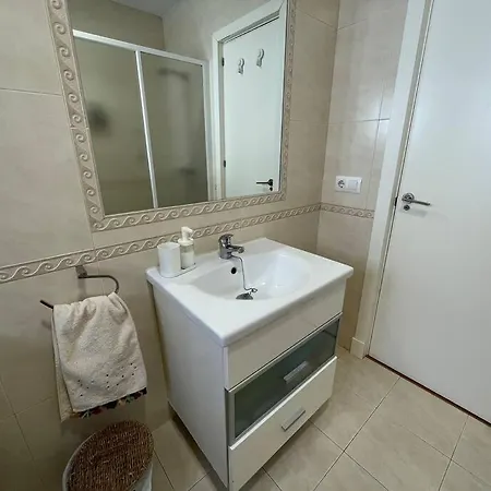 Apartment Lennon's House! 500m To The Beach Cadiz