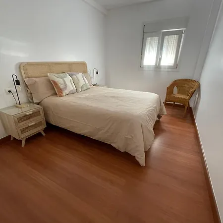 Apartment Lennon's House! 500m To The Beach Cadiz